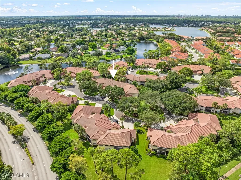 47 Bennington Drive Naples FL 34104