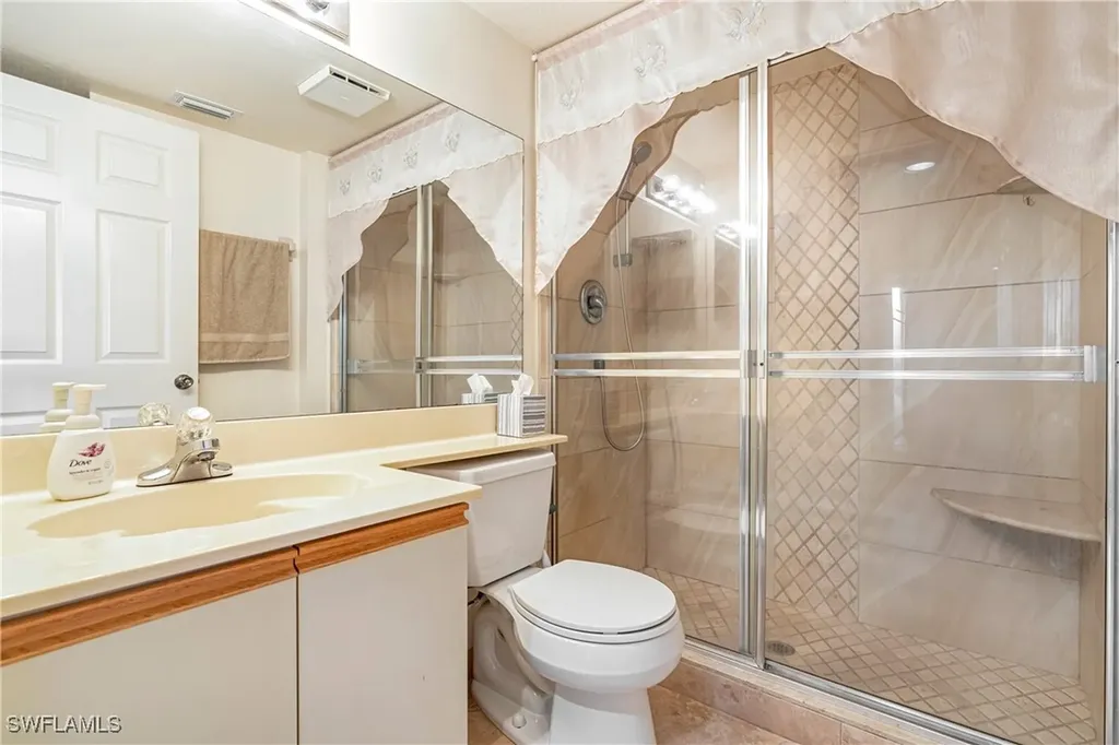 47 Bennington Drive Naples FL 34104