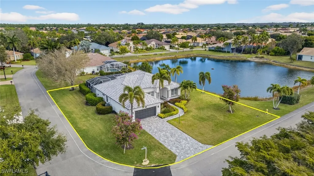 10551 Sir Michaels Place Drive Bonita Springs FL 34135