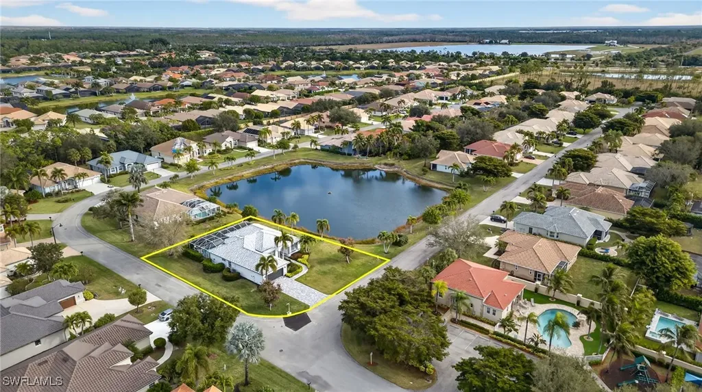 10551 Sir Michaels Place Drive Bonita Springs FL 34135