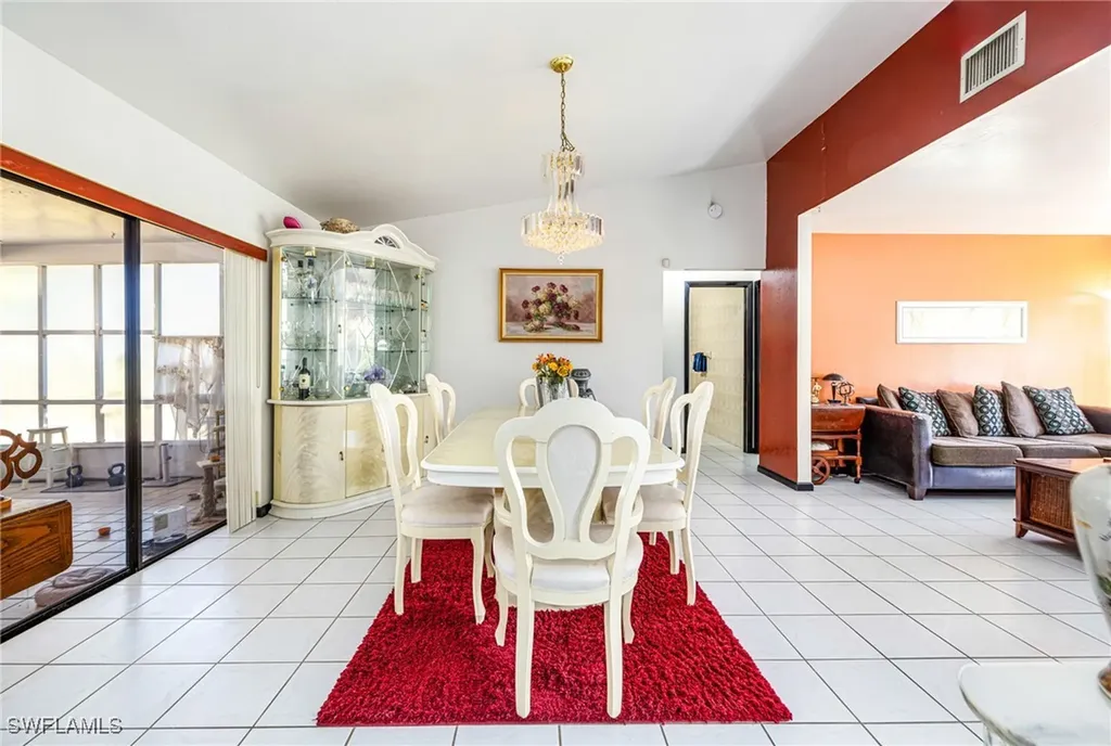 1219 SE 19th Terrace Cape Coral FL 33990