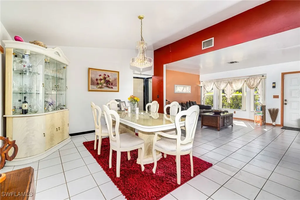 1219 SE 19th Terrace Cape Coral FL 33990