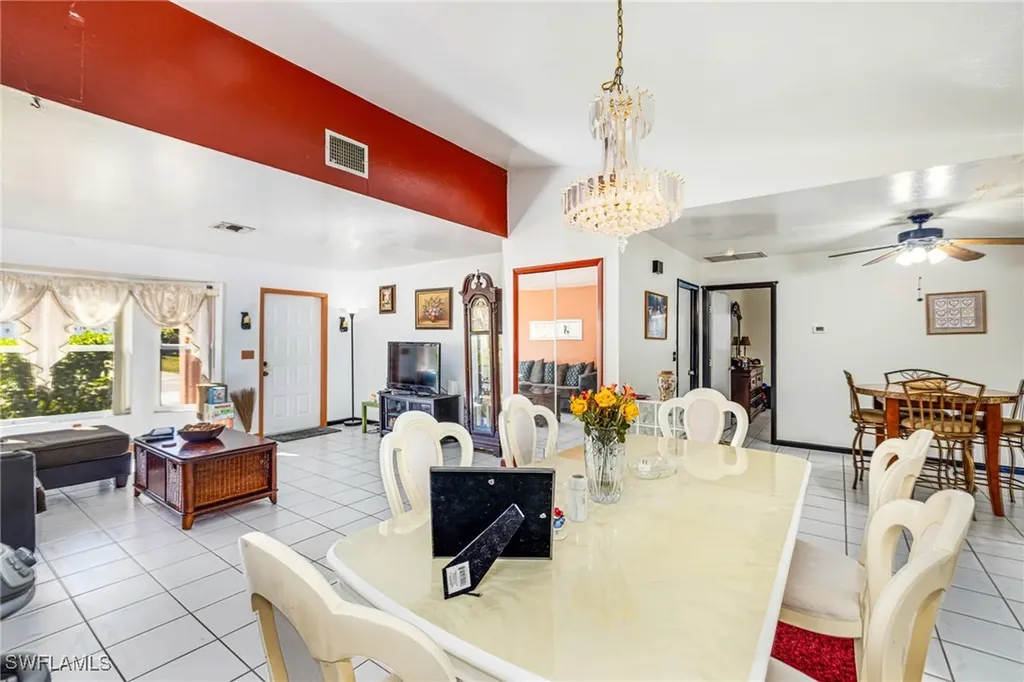 1219 SE 19th Terrace Cape Coral FL 33990