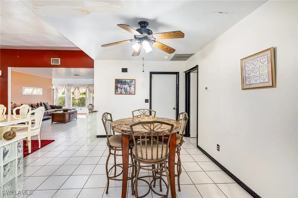 1219 SE 19th Terrace Cape Coral FL 33990