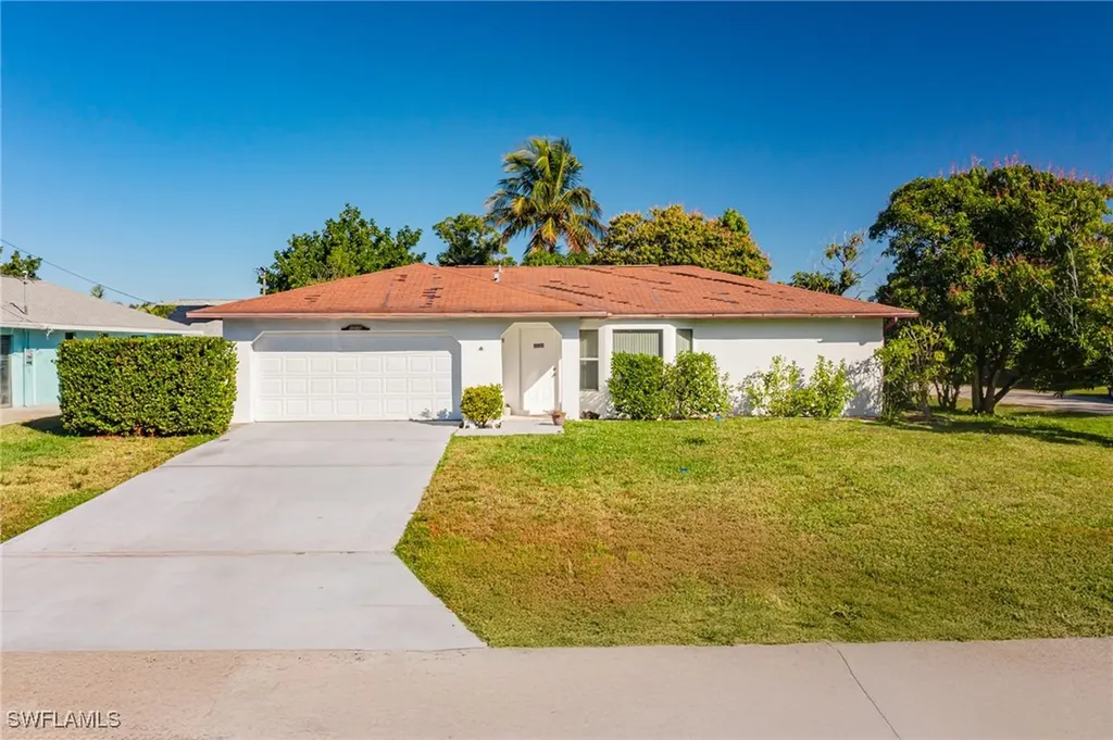 1219 SE 19th Terrace Cape Coral FL 33990