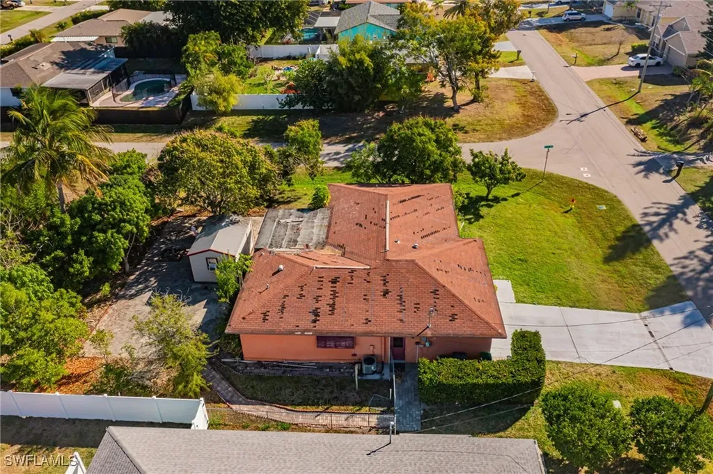 1219 SE 19th Terrace Cape Coral FL 33990