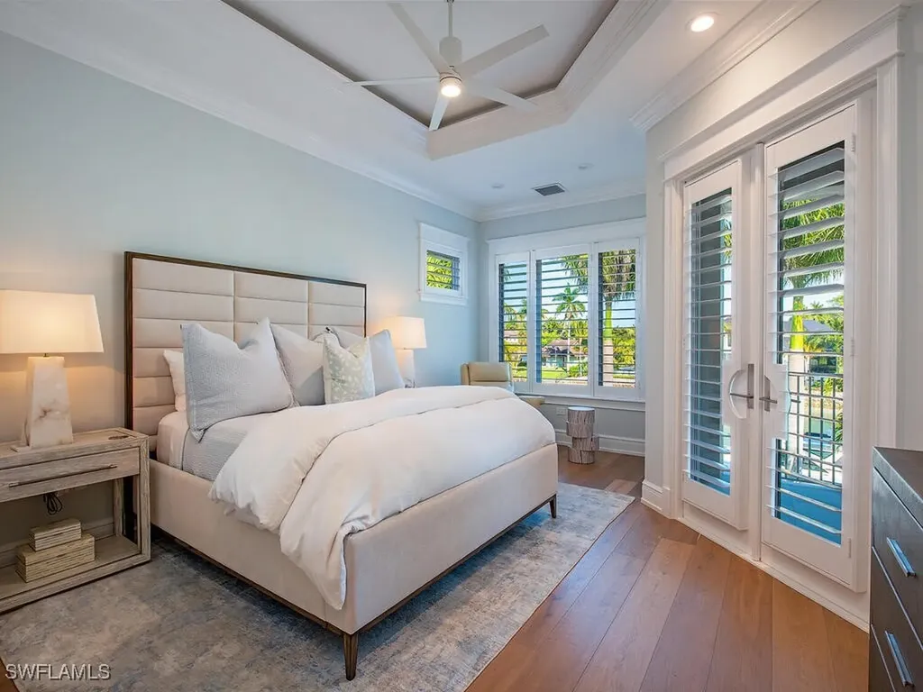 3243 Gin Lane Naples FL 34102