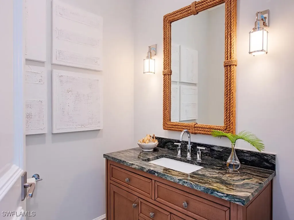 3243 Gin Lane Naples FL 34102