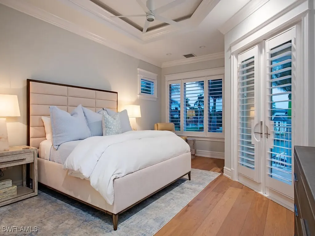 3243 Gin Lane Naples FL 34102