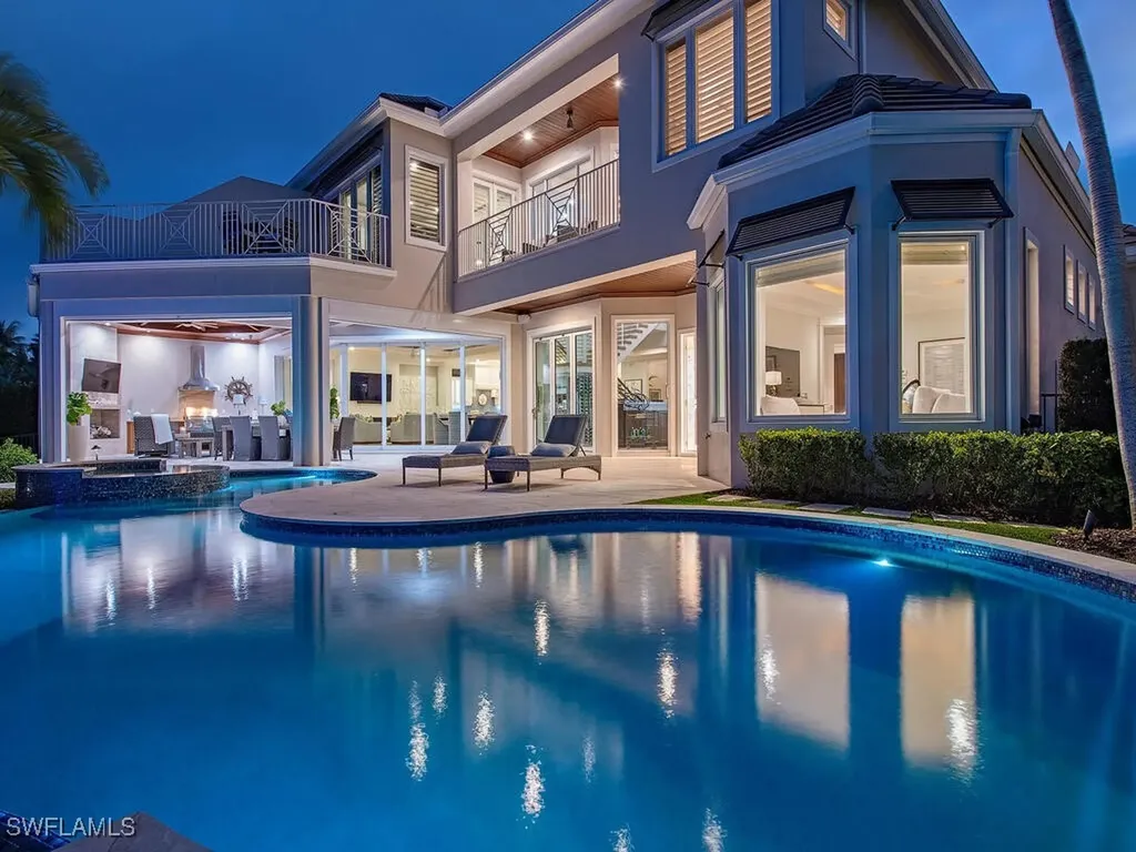 3243 Gin Lane Naples FL 34102