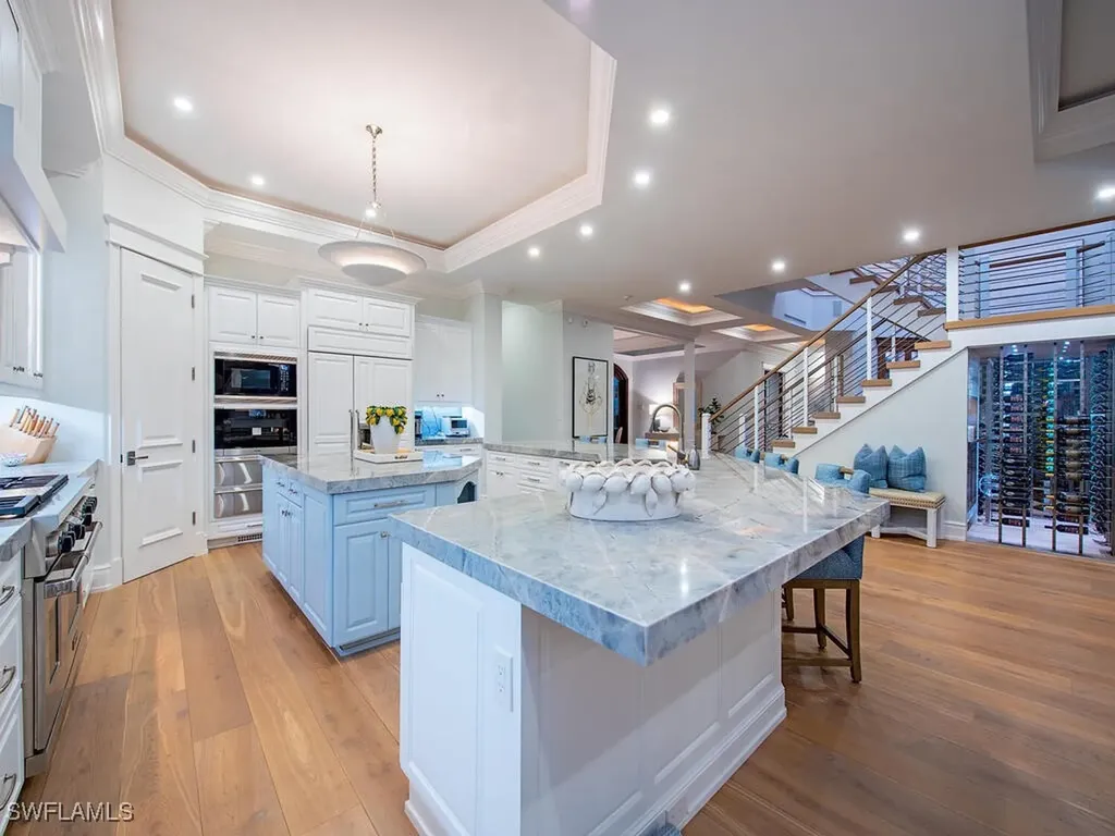 3243 Gin Lane Naples FL 34102