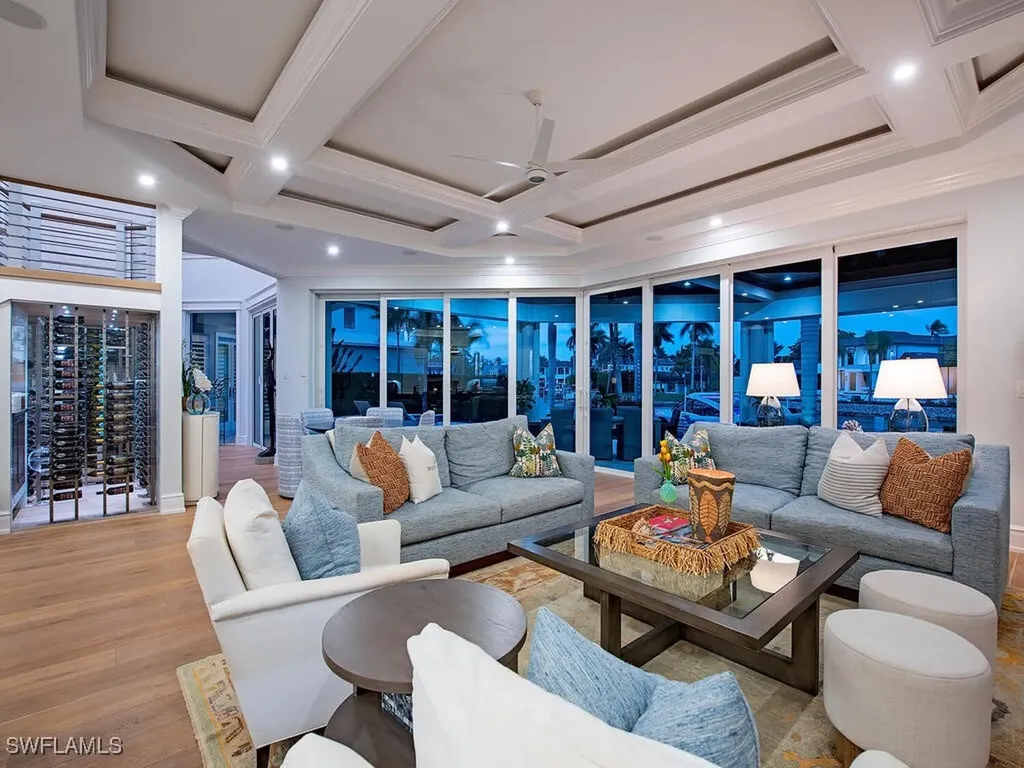 3243 Gin Lane Naples FL 34102