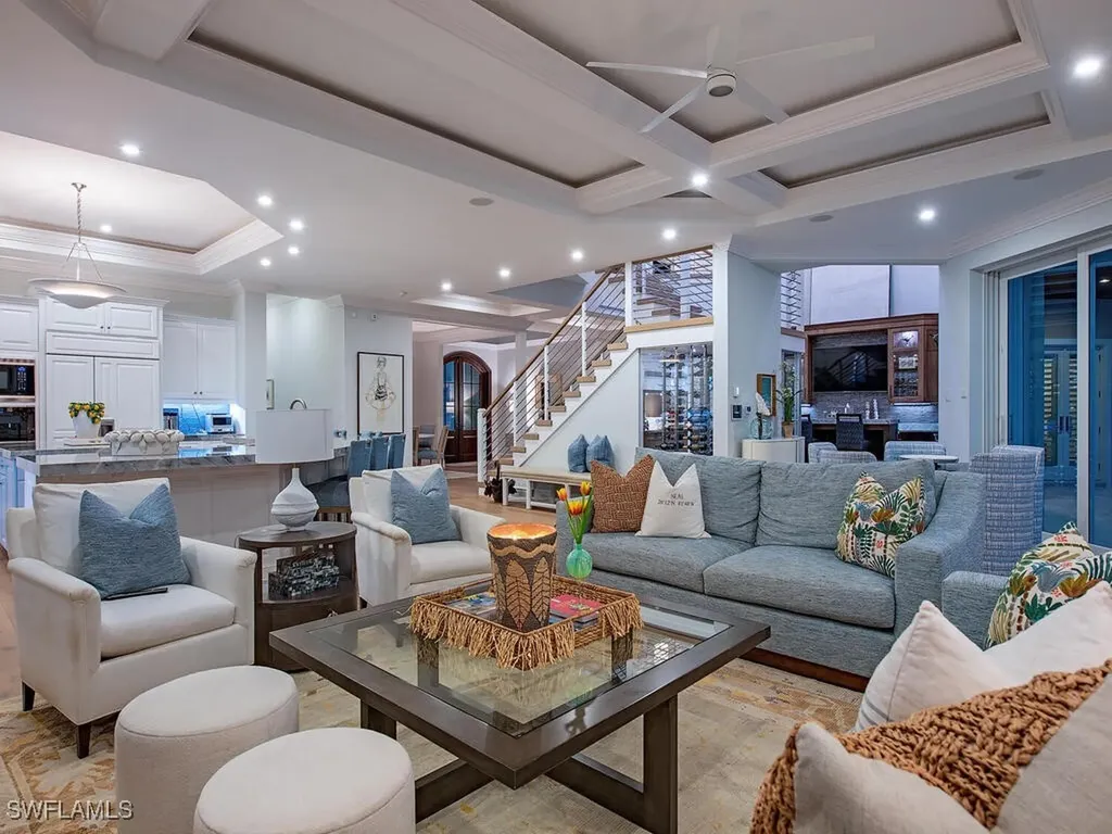 3243 Gin Lane Naples FL 34102