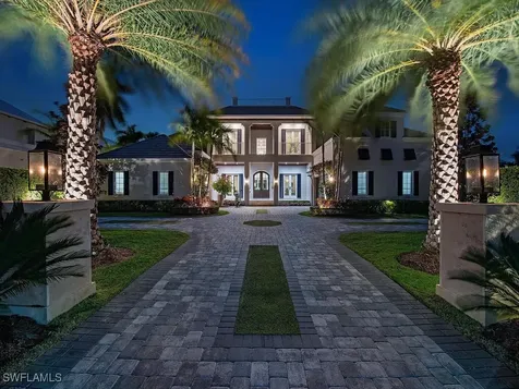 3243 Gin Lane Naples FL 34102