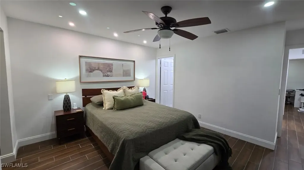 716 Sunny Pine Way Green Acres FL 33415