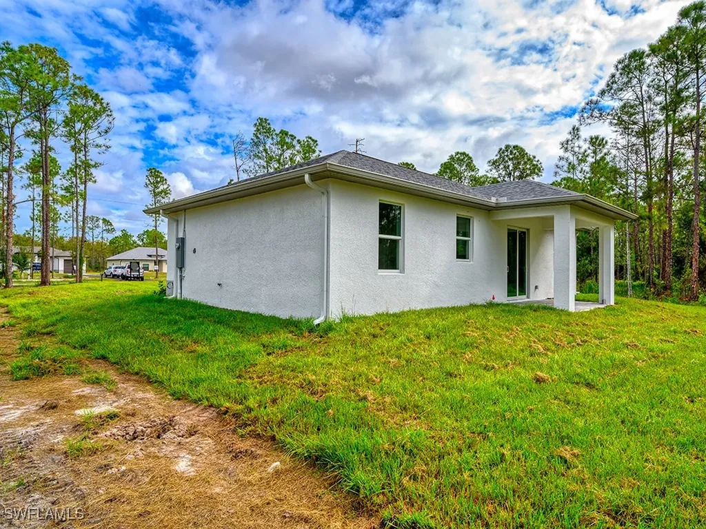 4226 68th Avenue NE Naples FL 34120