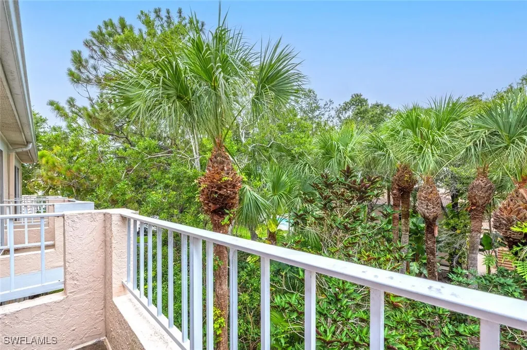 1096 Woodshire Lane Naples FL 34105