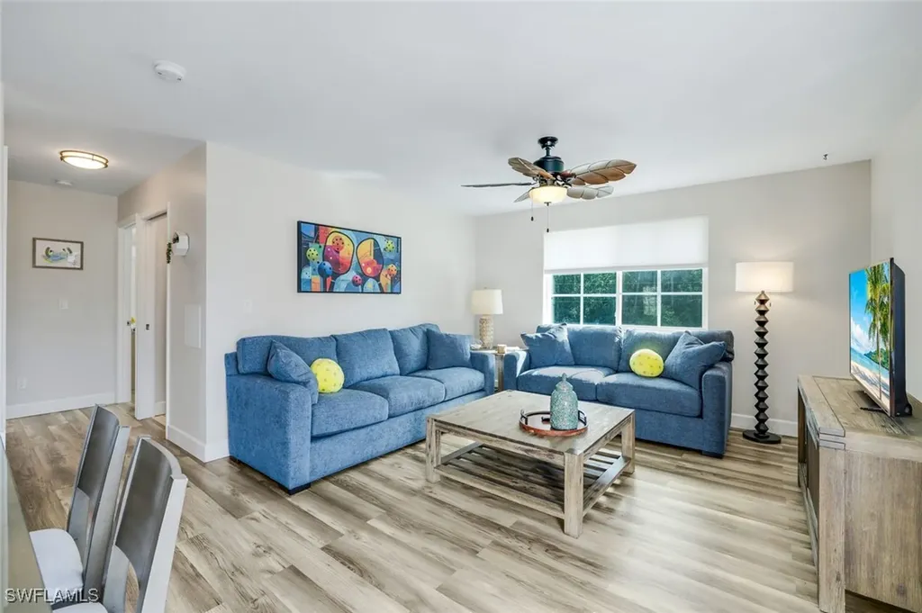 3561 Thomasson Drive Naples FL 34112