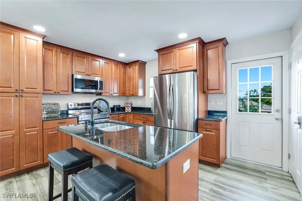 3561 Thomasson Drive Naples FL 34112