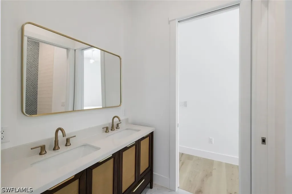 668 93rd Avenue N Naples FL 34108