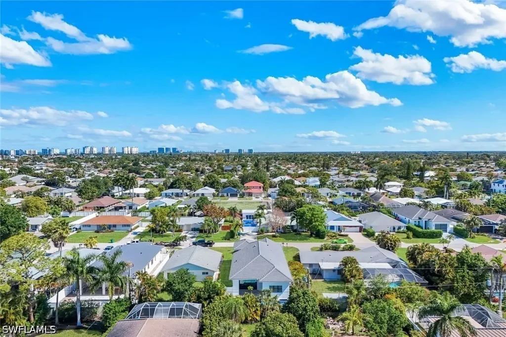 668 93rd Avenue N Naples FL 34108