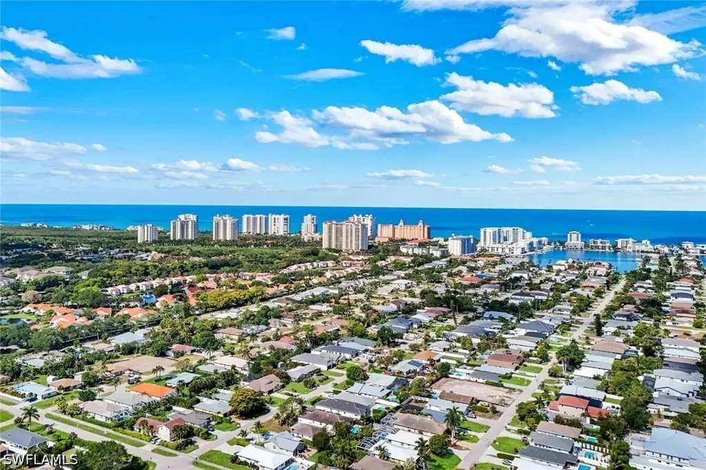 668 93rd Avenue N Naples FL 34108