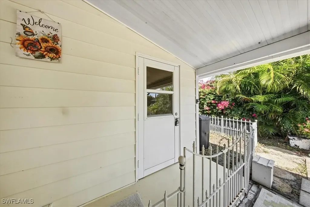 26257 Queen Mary Lane Bonita Springs FL 34135