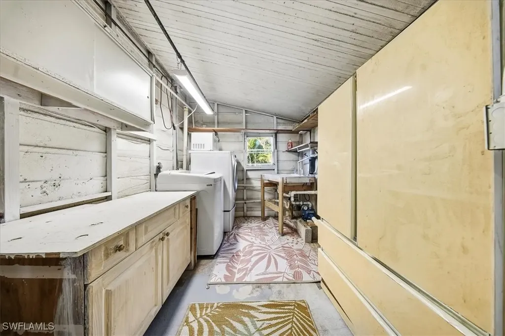 26257 Queen Mary Lane Bonita Springs FL 34135