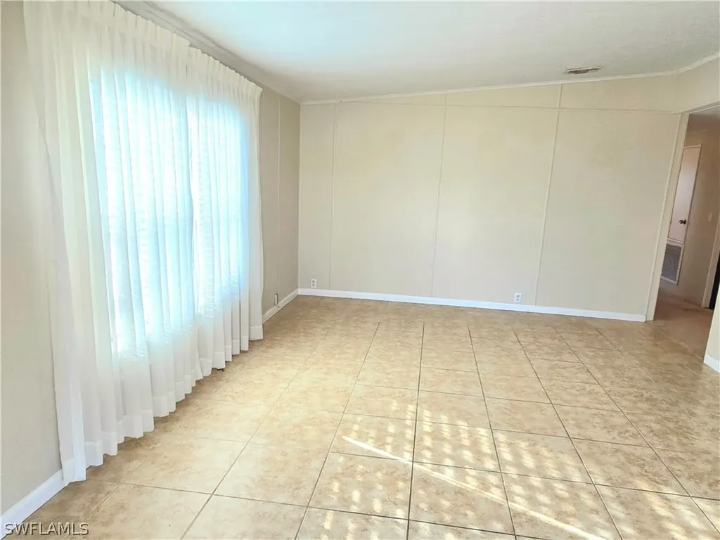 26257 Queen Mary Lane Bonita Springs FL 34135