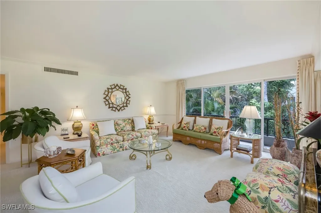 103 Clubhouse Drive Naples FL 34105