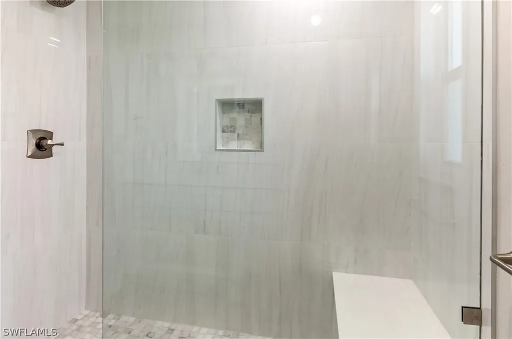 54 Liberty Lane Naples FL 34112
