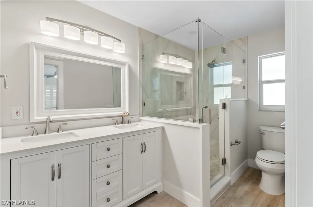 54 Liberty Lane Naples FL 34112