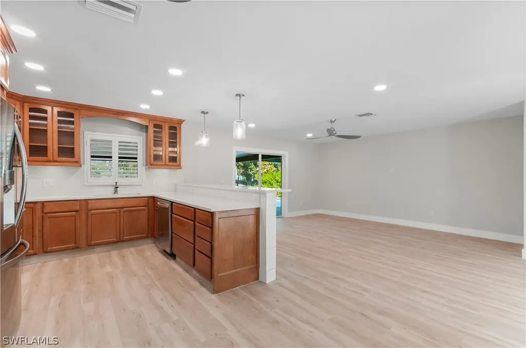 54 Liberty Lane Naples FL 34112