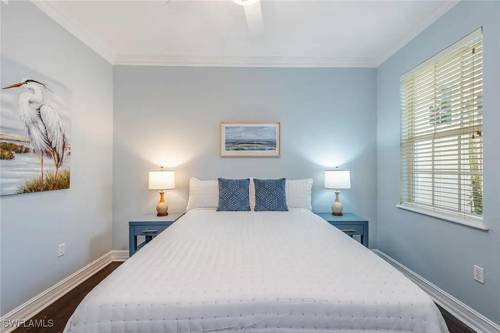 2012 Tarpon Bay Drive N Naples FL 34119