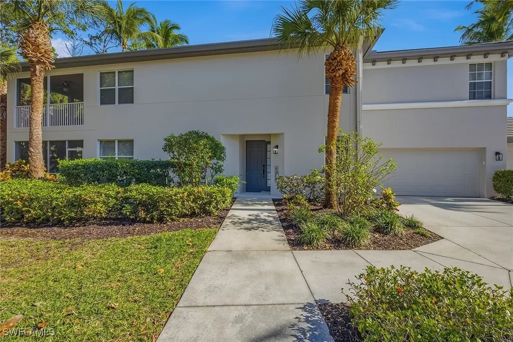 2012 Tarpon Bay Drive N Naples FL 34119