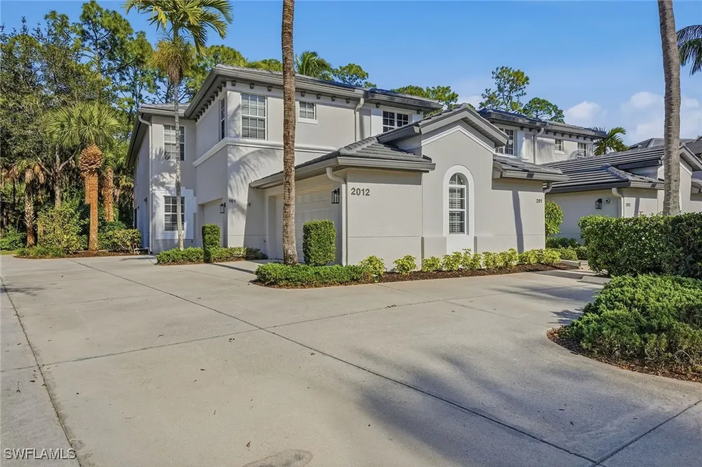 2012 Tarpon Bay Drive N Naples FL 34119