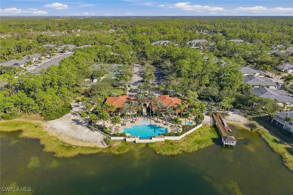 2012 Tarpon Bay Drive N Naples FL 34119