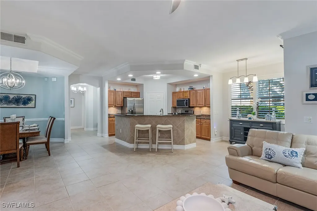 2012 Tarpon Bay Drive N Naples FL 34119