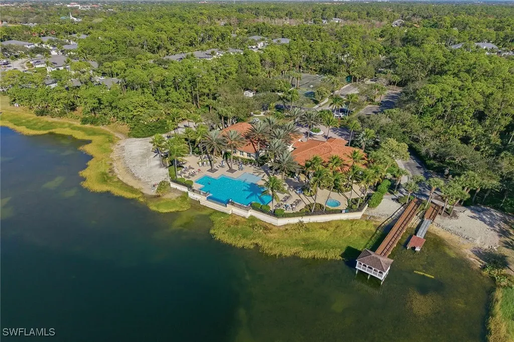 2012 Tarpon Bay Drive N Naples FL 34119