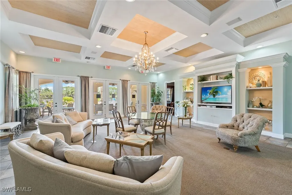 2012 Tarpon Bay Drive N Naples FL 34119