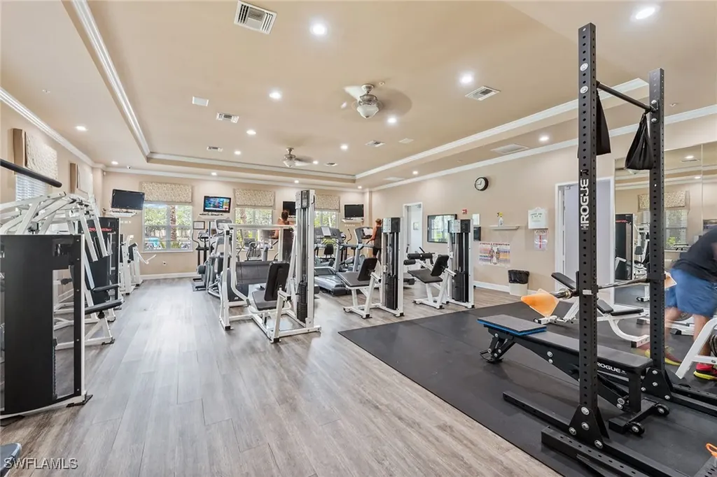 2012 Tarpon Bay Drive N Naples FL 34119