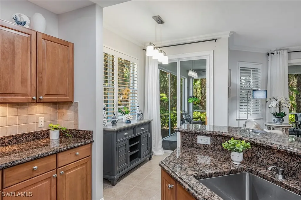 2012 Tarpon Bay Drive N Naples FL 34119