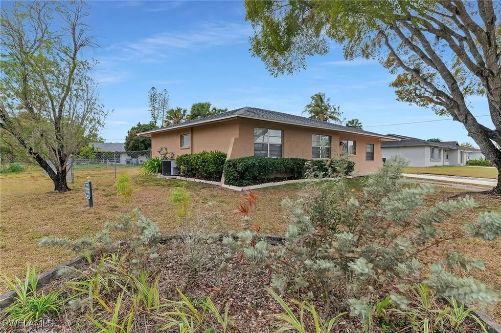 4502 22nd Place SW Naples FL 34116