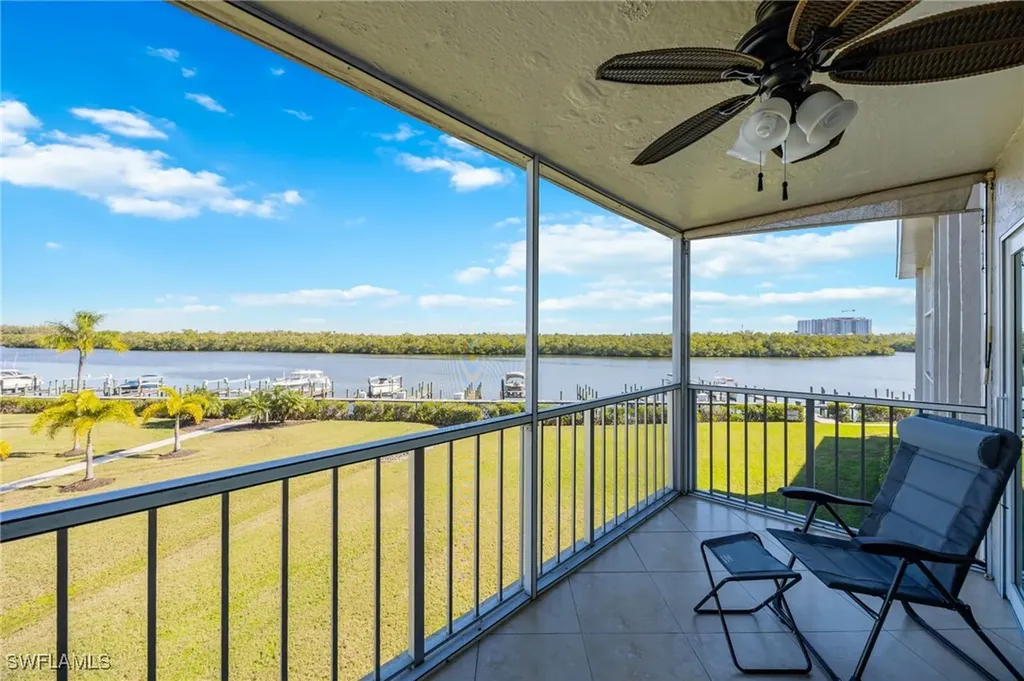 309 Goodlette-frank Road S Naples FL 34102