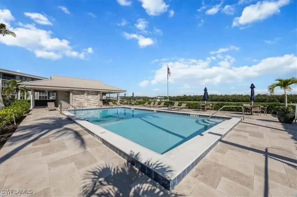 309 Goodlette-frank Road S Naples FL 34102