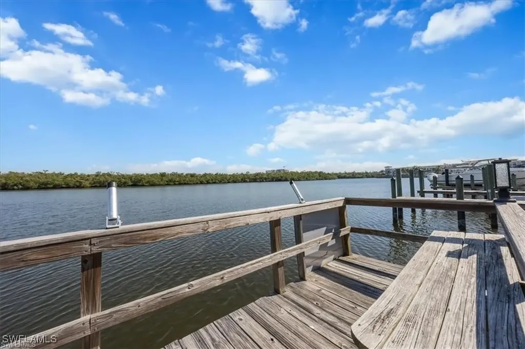309 Goodlette-frank Road S Naples FL 34102