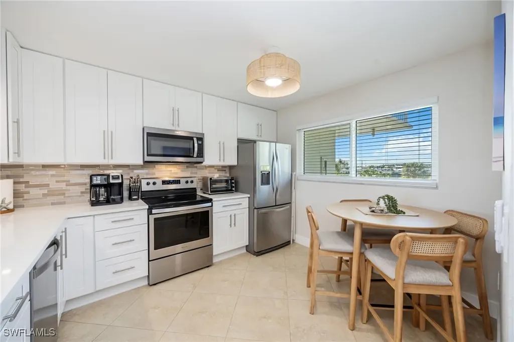 309 Goodlette-frank Road S Naples FL 34102