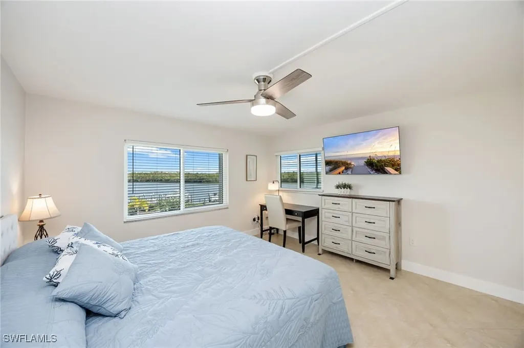 309 Goodlette-frank Road S Naples FL 34102