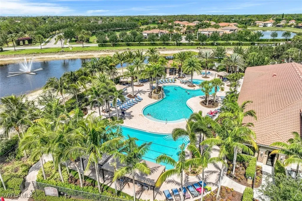 3565 Beaufort Court Naples FL 34119