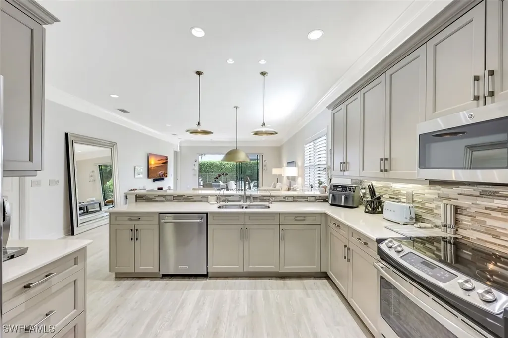 3565 Beaufort Court Naples FL 34119